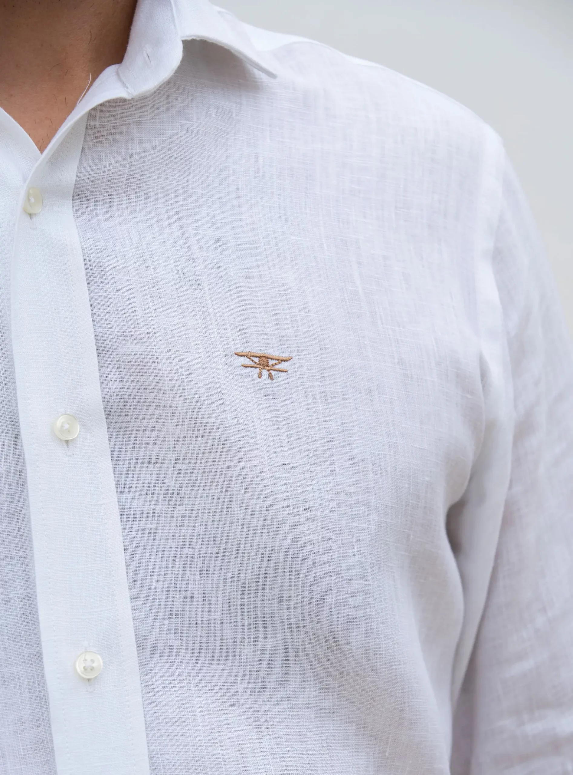 Camisa lino avioneta camel