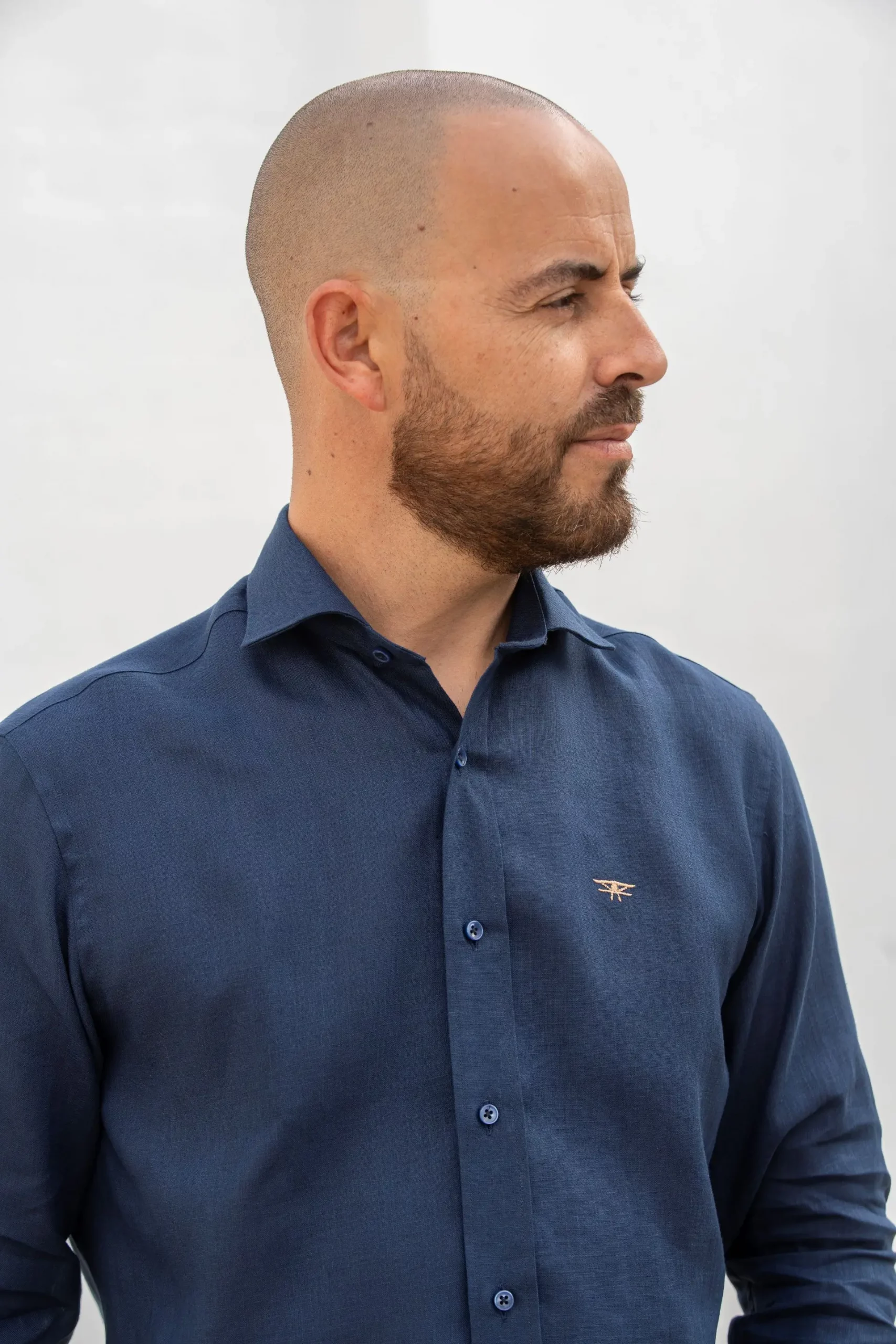 Camisa lino avioneta camel 2